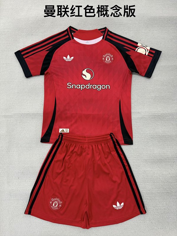 Niño_Mu red kid 26-27